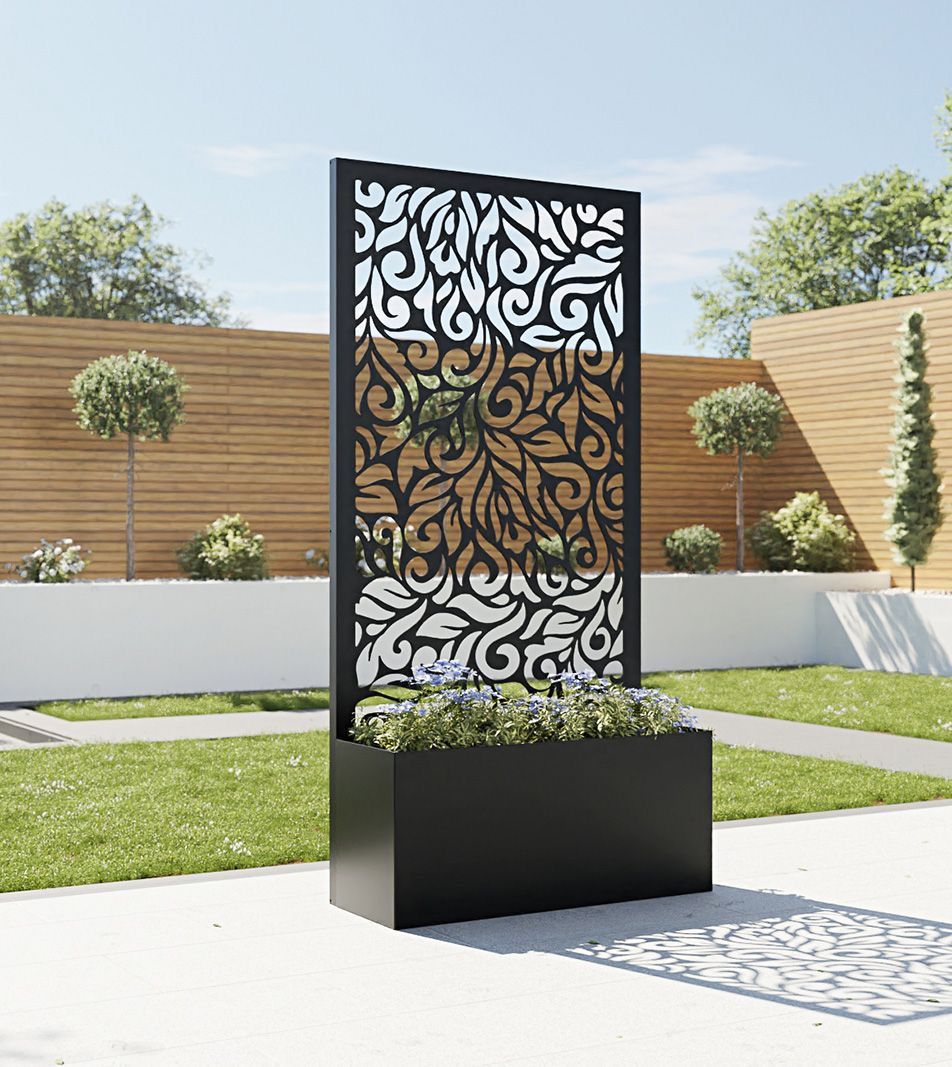Decorative screen planter outdoor garden
